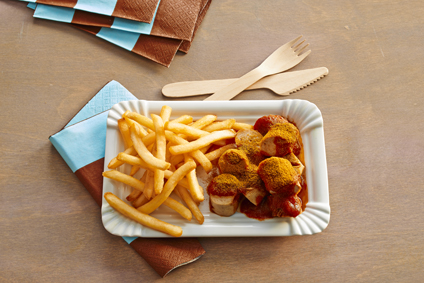 Currywurst mit selbstgemachtem Curryketchup und Super Frites